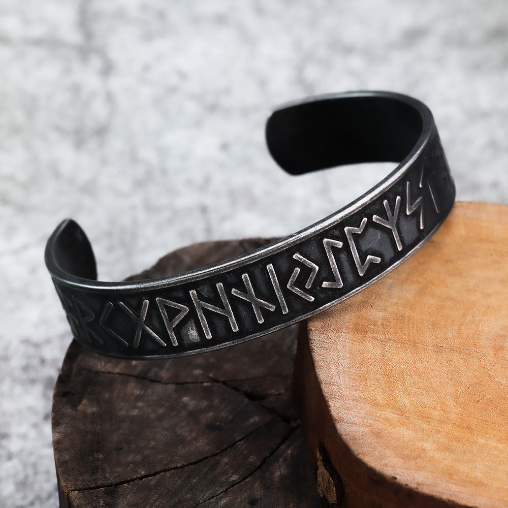 Lucky Tree Fashion Men's Bracelet Titanium Steel Ornament